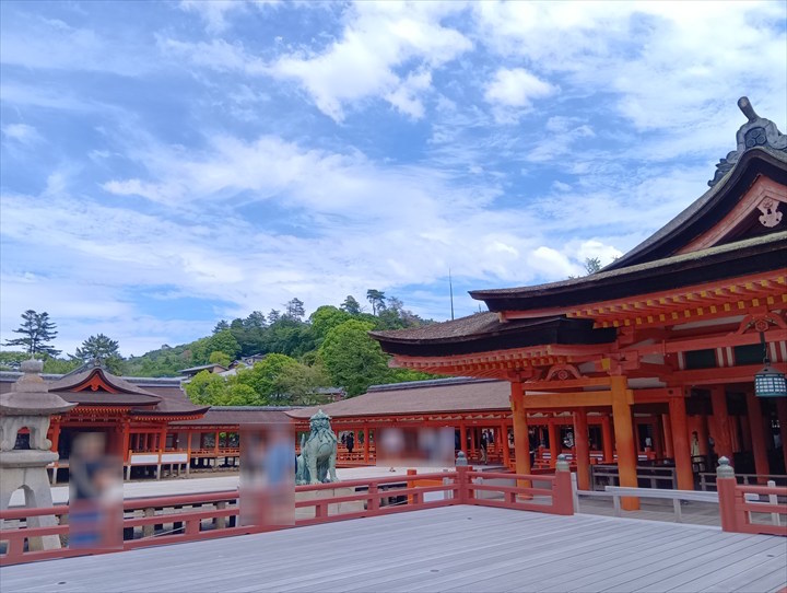 厳島神社 拝殿
