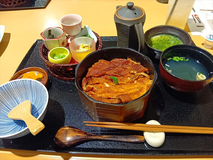 ホテルの夕食